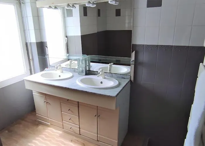 Daire Jaures-pilier Rouge/app Spacieux/3 Chambres/6 Pers Brest